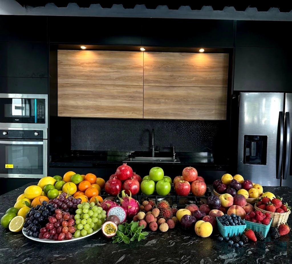 Carolina Alamos Frutas